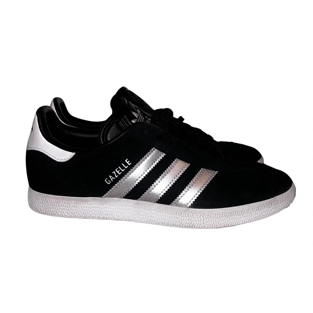 Adidas Originals Gazelle Black/Silver Metallic Women Size 8 - Picture 2 of 8
